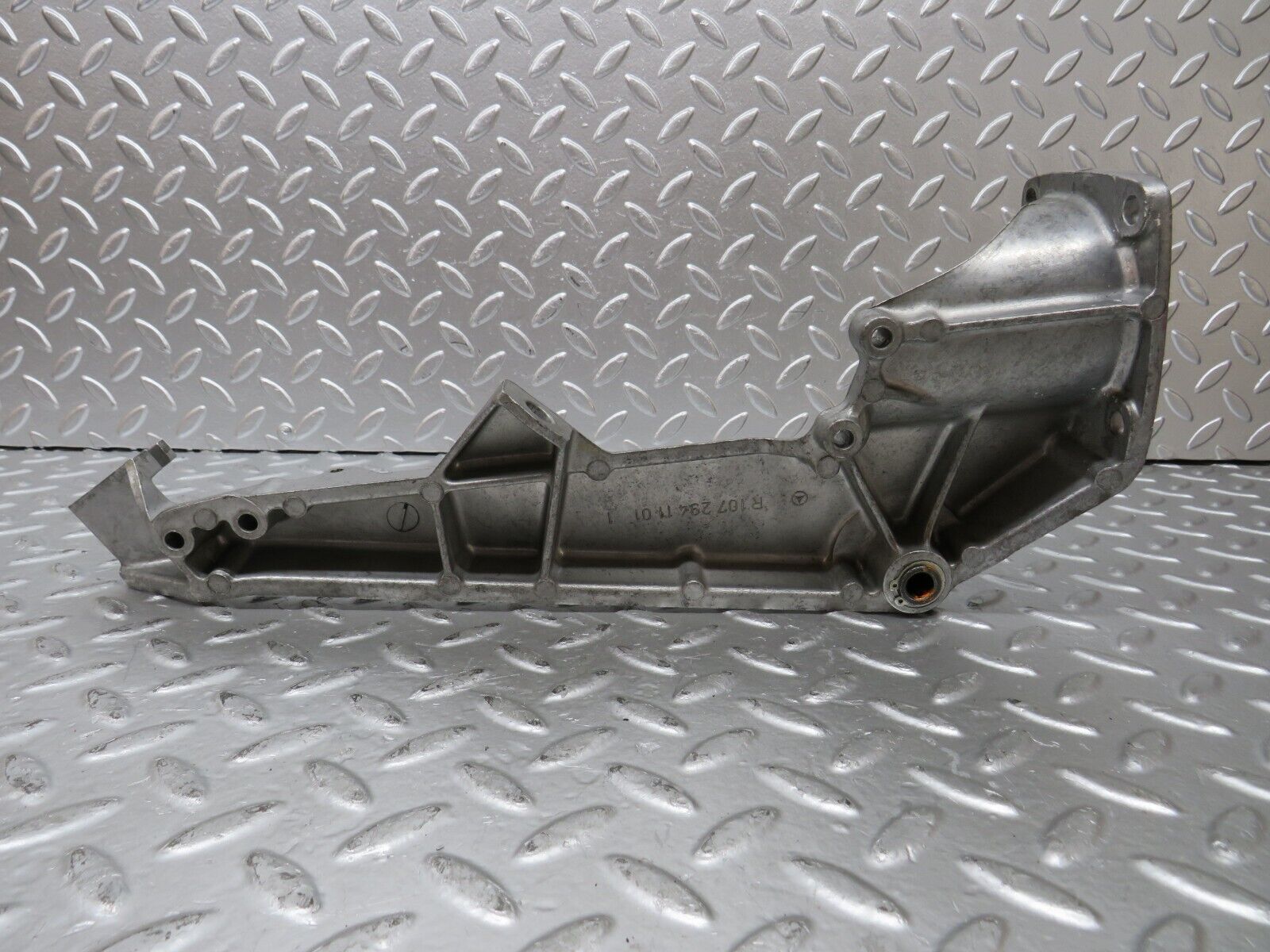 26284 Mercedes-Benz W116 450SE Brake Pedal Bracket 1072941101