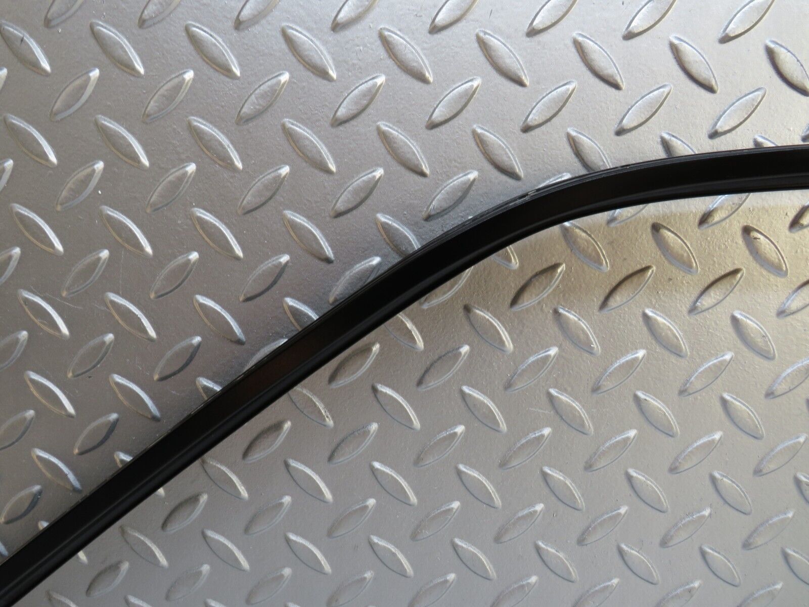 37030 Mercedes-Benz C126 420SEC Coupe Roof Trim Right