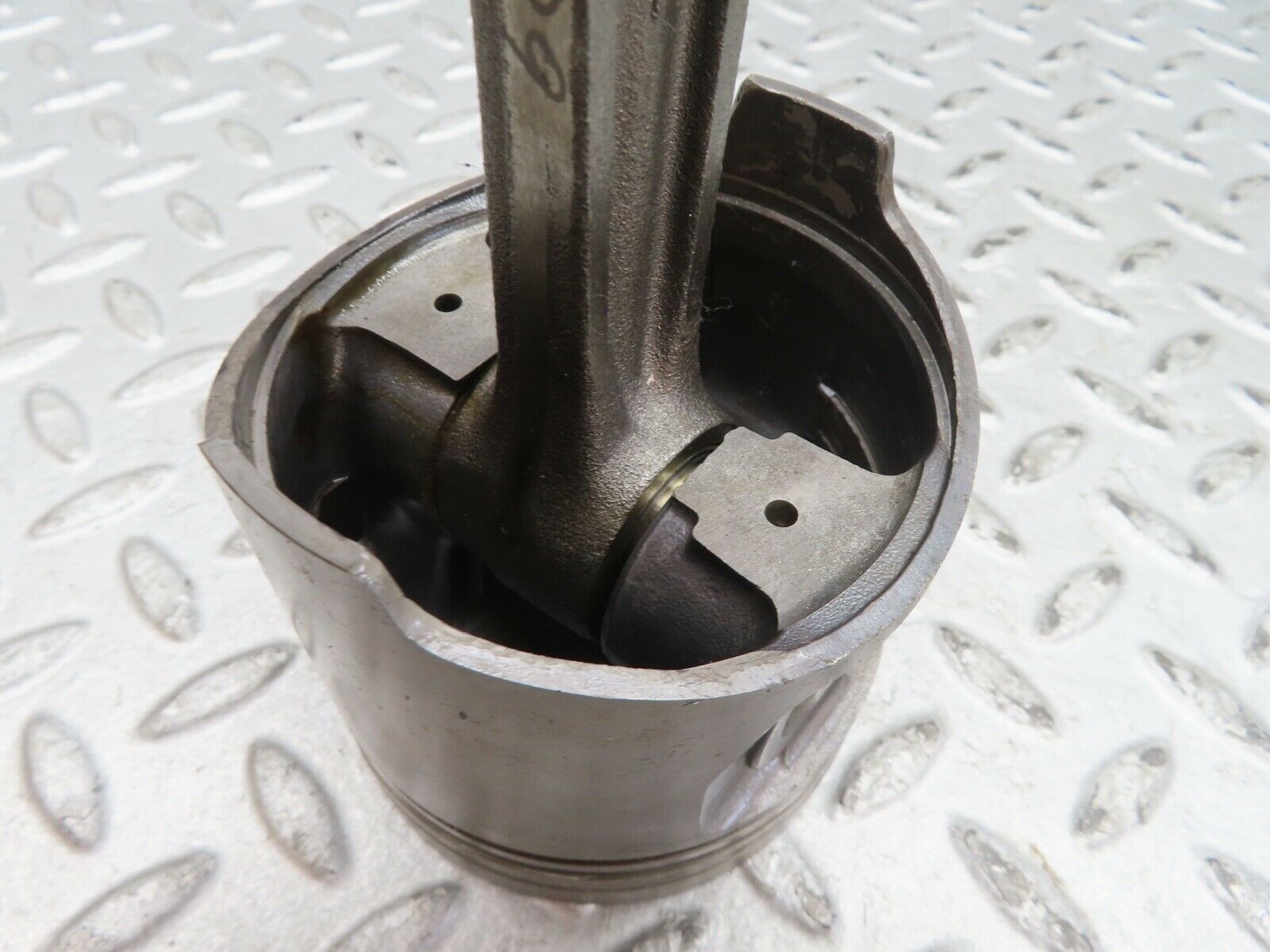 17857 Mercedes-Benz W116 450SEL Piston With Connecting Rod 91.99 mm