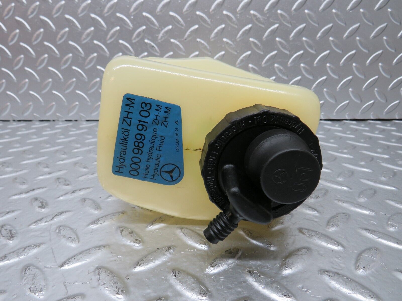 24875 Mercedes-Benz W140 S320 Hydraulic Suspension Fluid Reservoir 0009899103