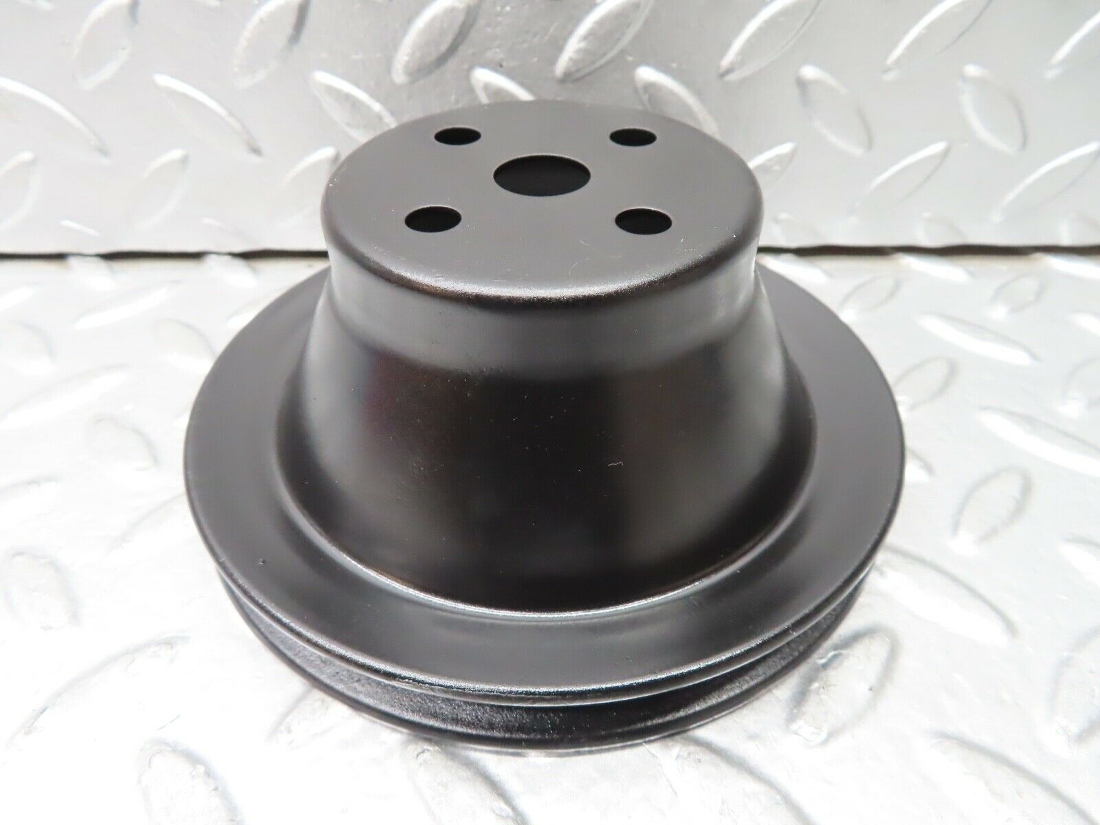 20885 Mercedes-Benz W114 250CE Coupe Water Pump Pulley