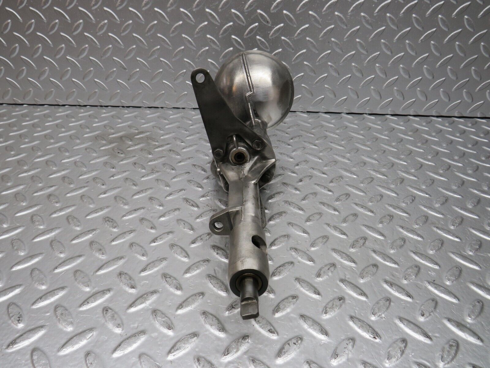 31152 Mercedes-Benz W123 200D Oil Pump 1151800102 1151860101