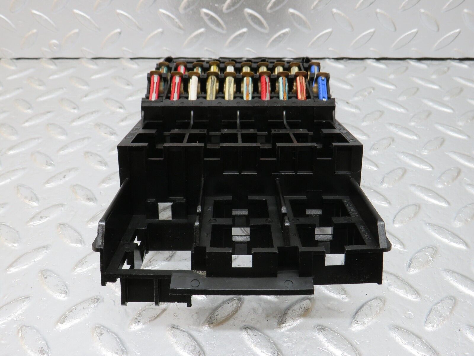 34439 Mercedes-Benz C126 380SEC Coupe Fuse Box 1265400550