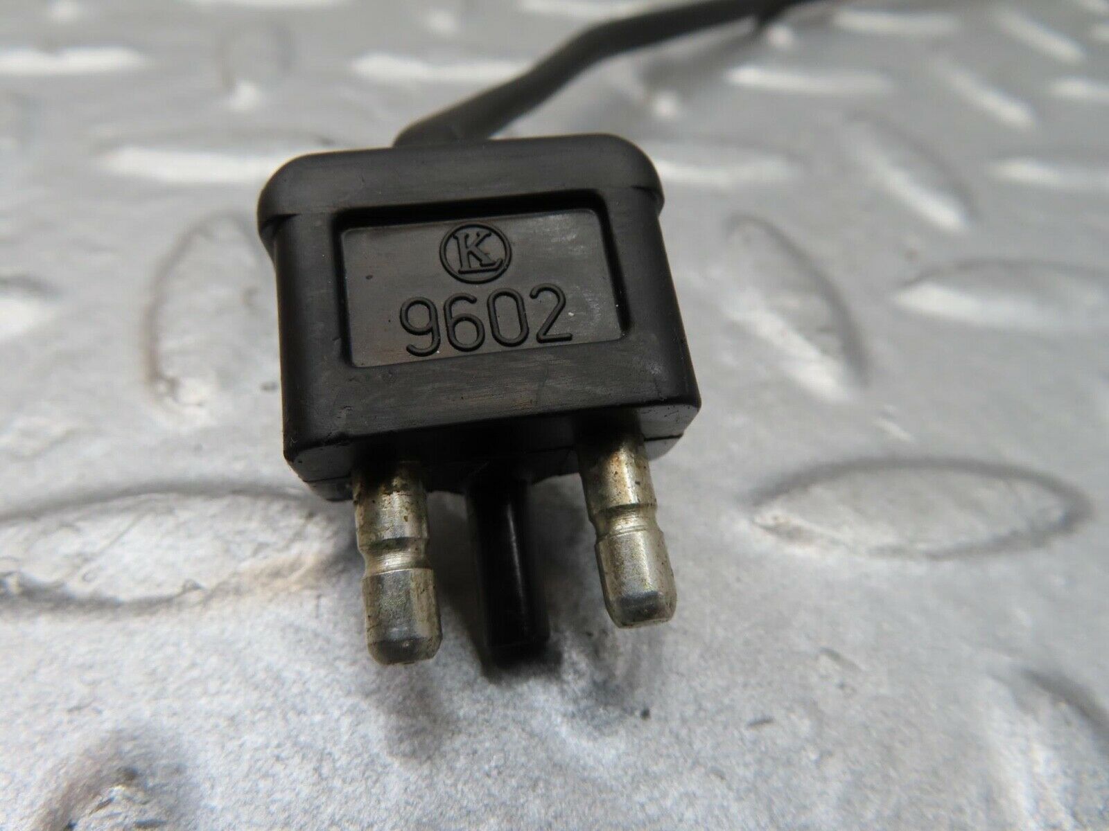 14140 Mercedes-Benz C107 280SLC number Plate Light