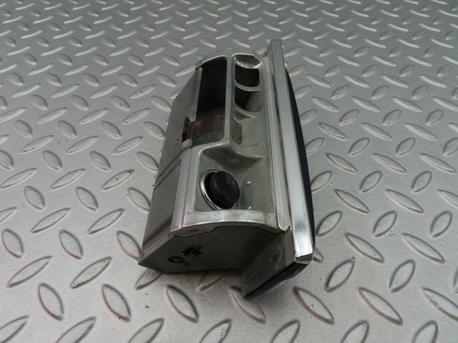 6849 Mercedes-Benz C107 350SLC Coupe Centre Console Ashtray Blue