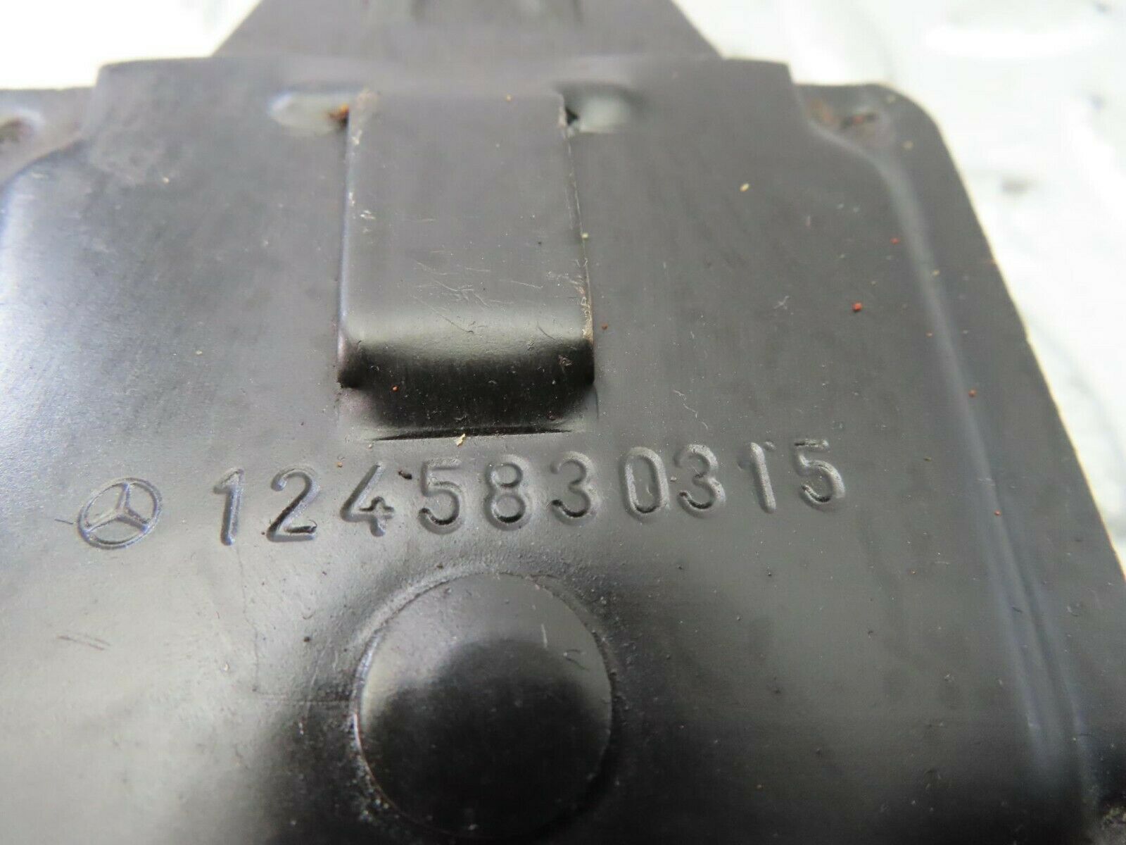 9724 Mercedes-Benz C124 300CE Coupe Car Jack 1245830315