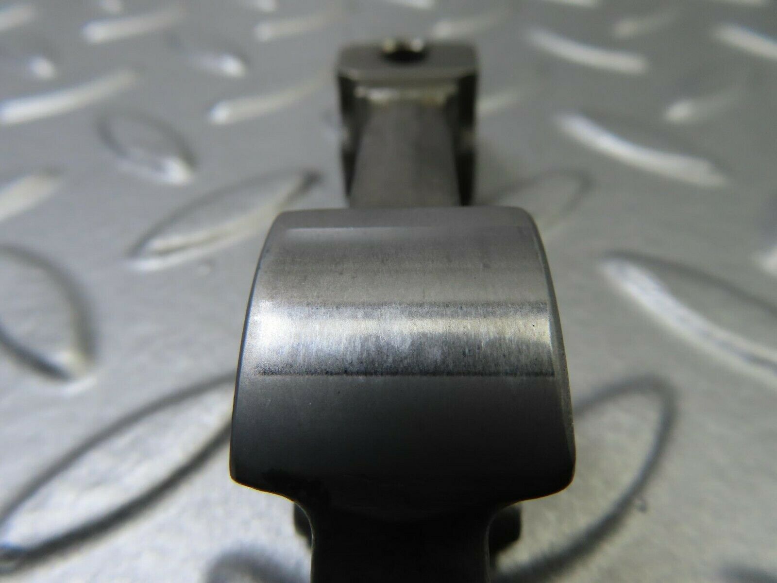 9131 Mercedes-Benz W108 Valve Rocker Arm With Retaining Spring