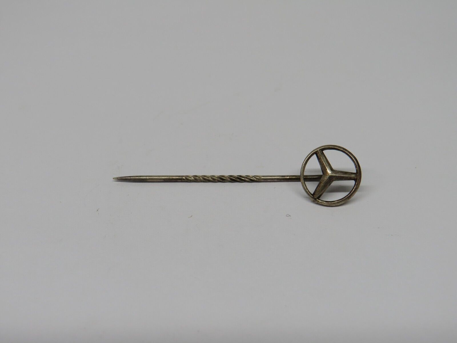 37505 Mercedes-Benz Vintage Lapel Pin Badge