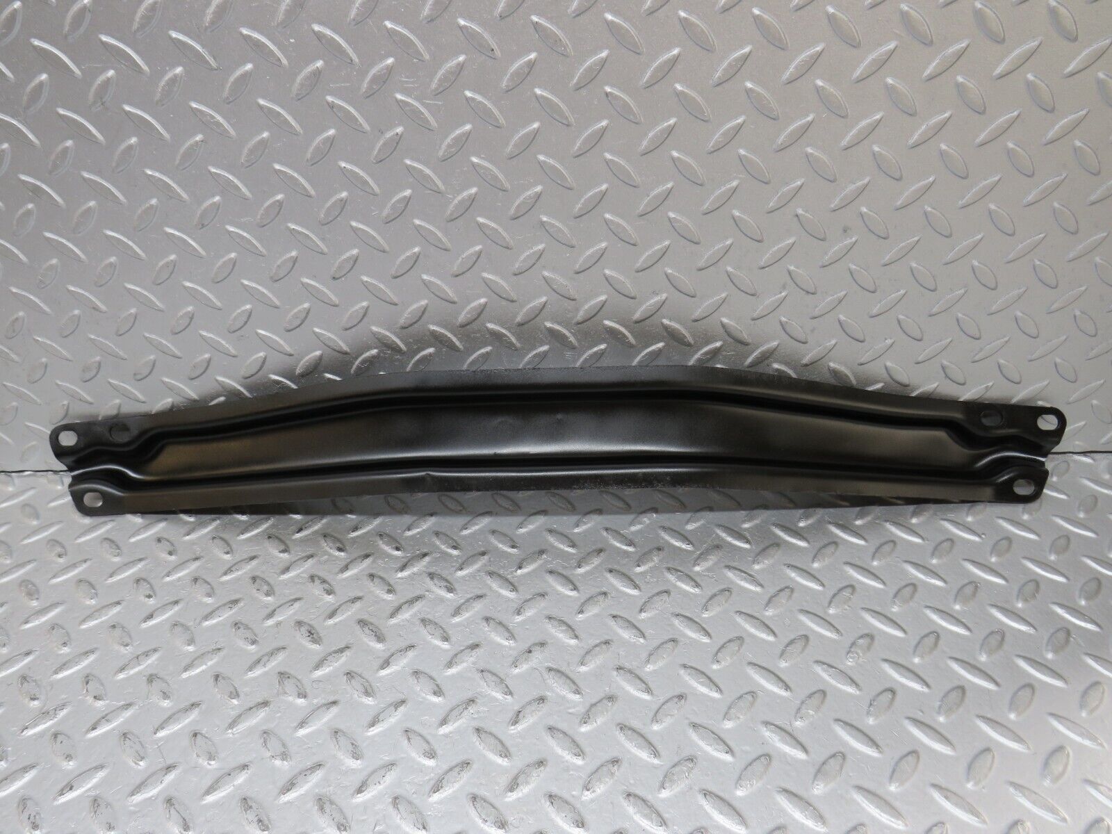 36370 Mercedes-Benz W126 420SE Engine Mount Bracket Support