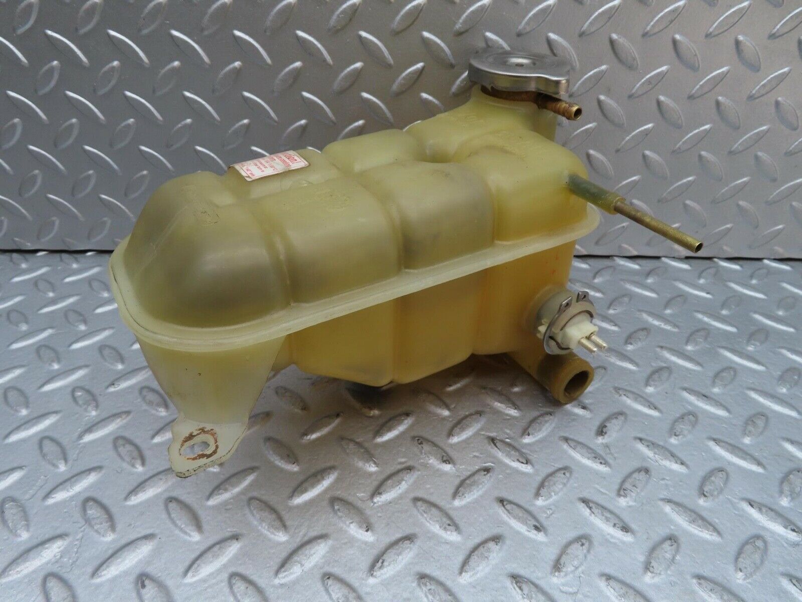 16428 Mercedes-Benz W124 260E Coolant Tank Reservoir 1245000649
