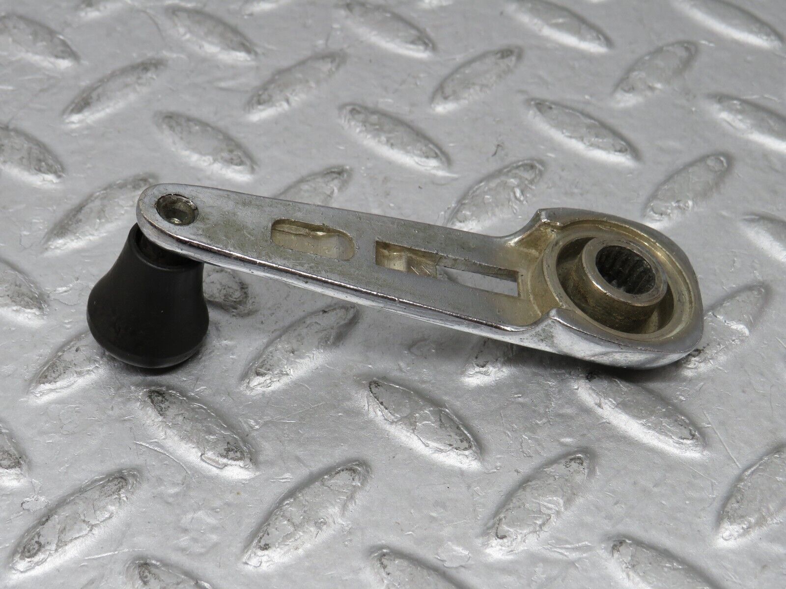 35730 Mercedes-Benz W108 Window Lifter Crank Handle