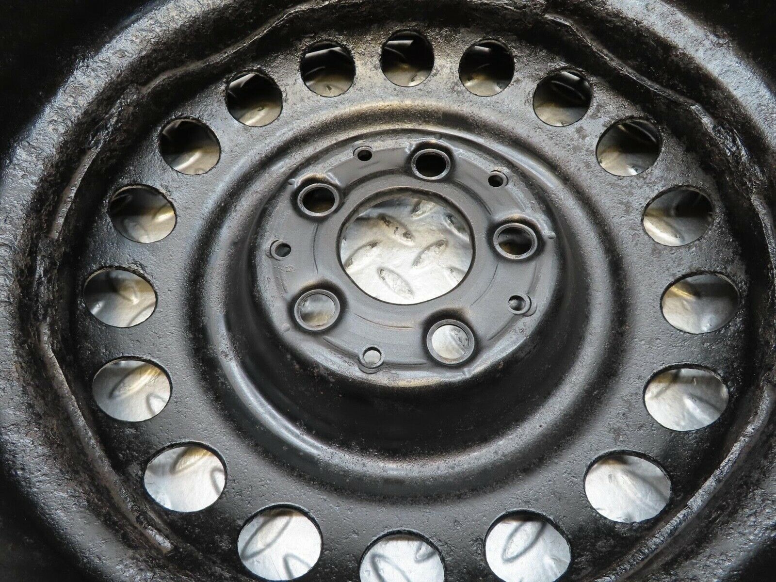 15414 Mercedes-Benz Steel Wheel 6Jx15H2 ET49 5x112 1244000602