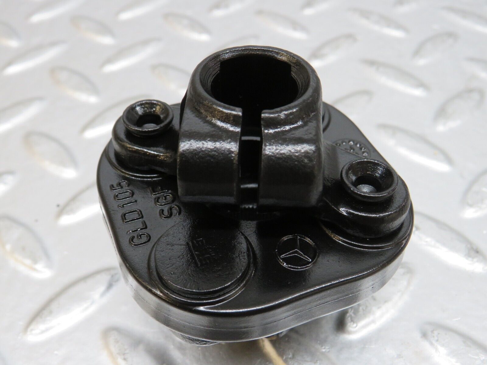 25430 Mercedes-Benz W123 200 Steering Column Lower Shaft Connector 1264620146