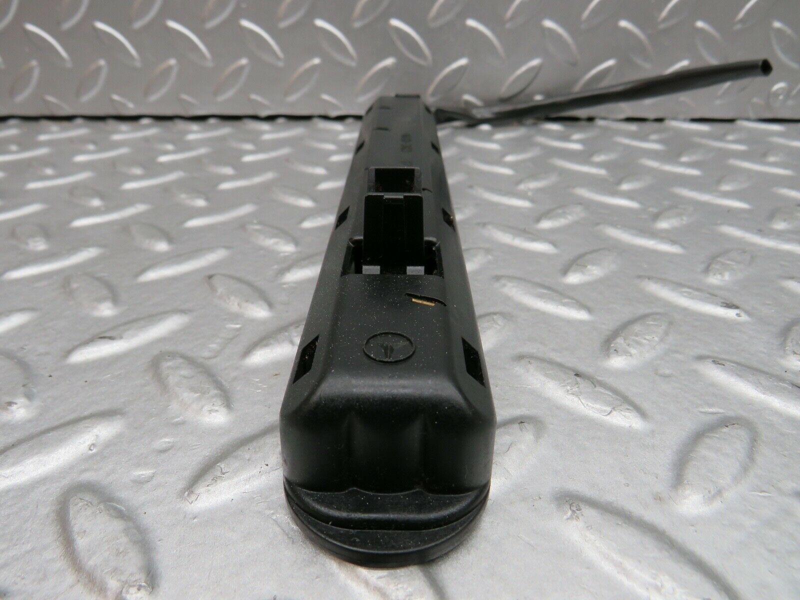 21887 Mercedes-Benz S124 Wagon Tail Light Bulb Holder 3830017