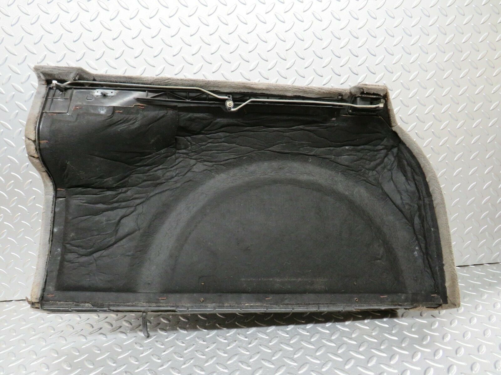 24325 Mercedes-Benz S124 220TE Wagon Trunk Side Panel Cover Left Grey