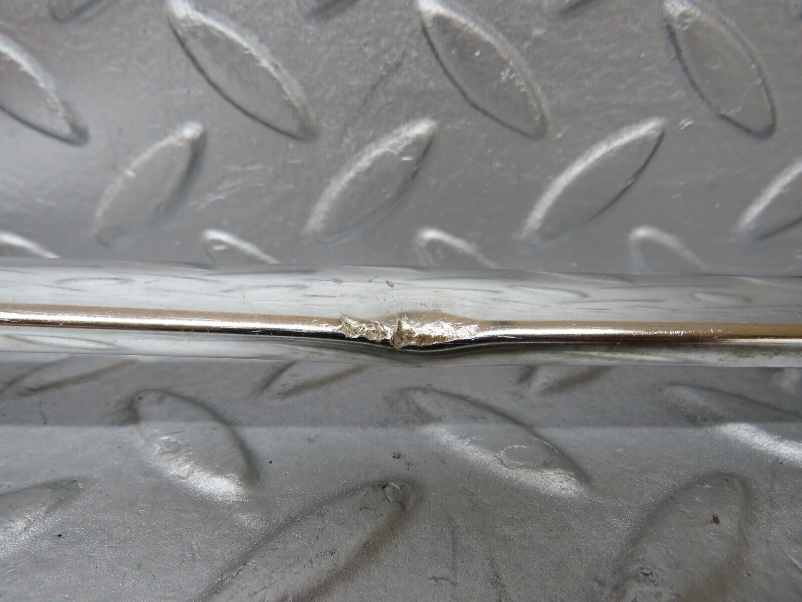 36952 Mercedes-Benz C126 420SEC Coupe Trunk Lid Handle Chrome