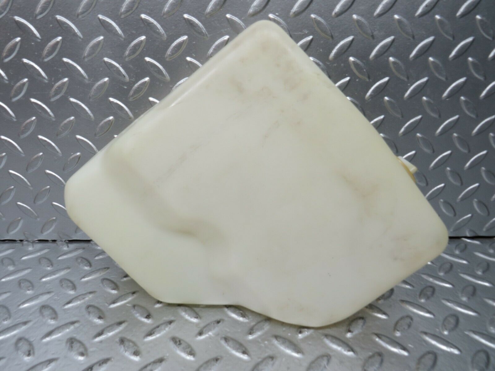 23214 Mercedes-Benz W116 350SE Windscreen Washer Fluid Reservoir Tank