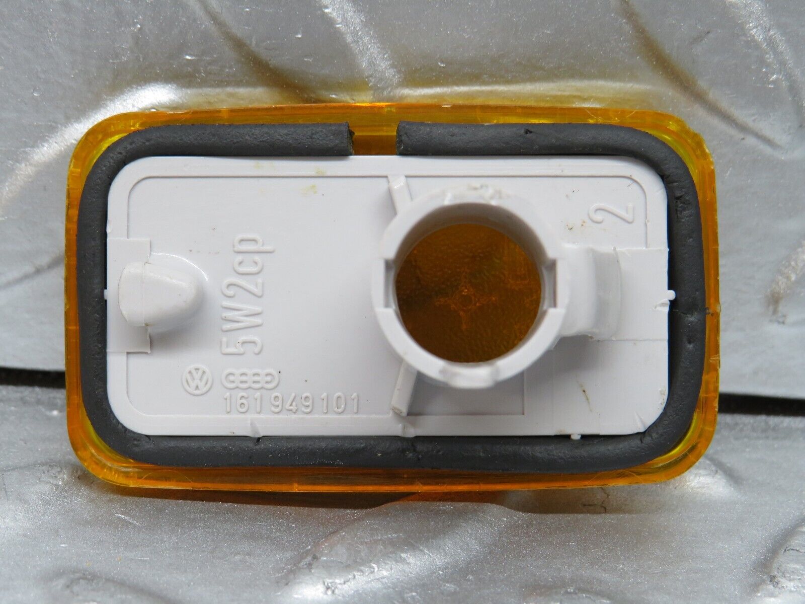 29979 Porsche 924 Wing Indicator Hella 161949101