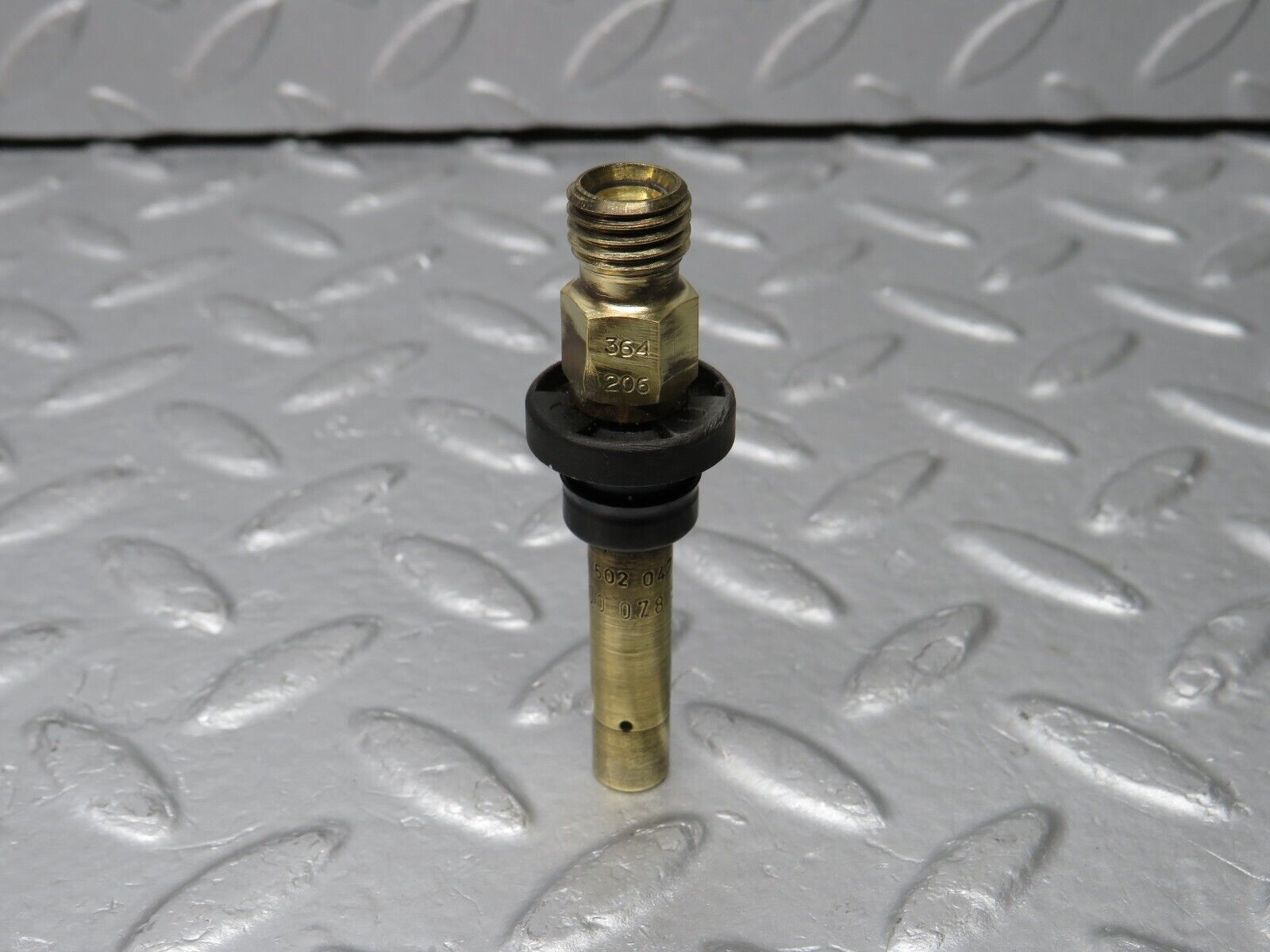 38906 Mercedes-Benz W201 190E 2.6L Fuel Injector Bosch 0000785623 0437502047