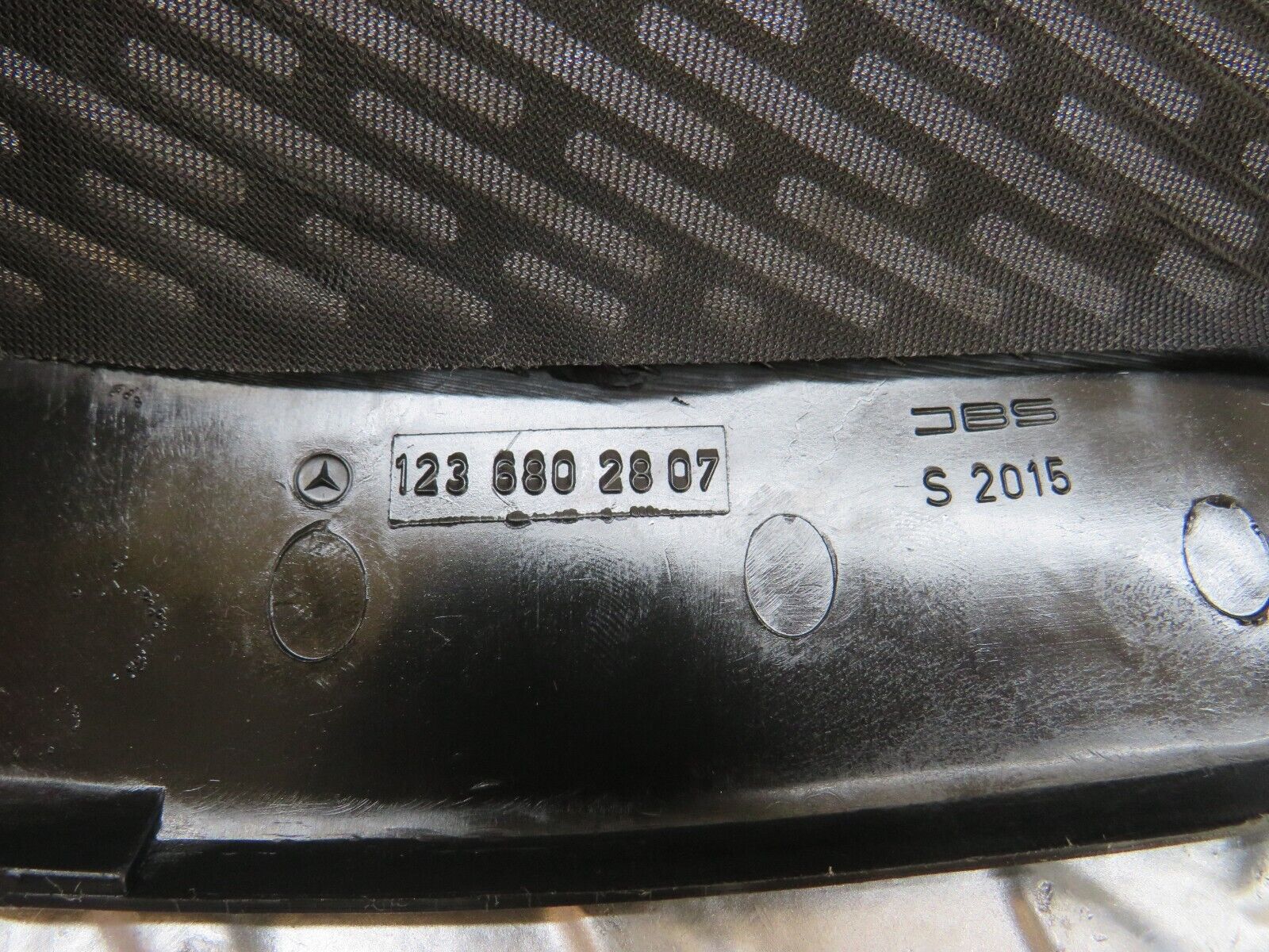 25408 Mercedes-Benz W123 200 Front Right Speaker Cover 1236802807