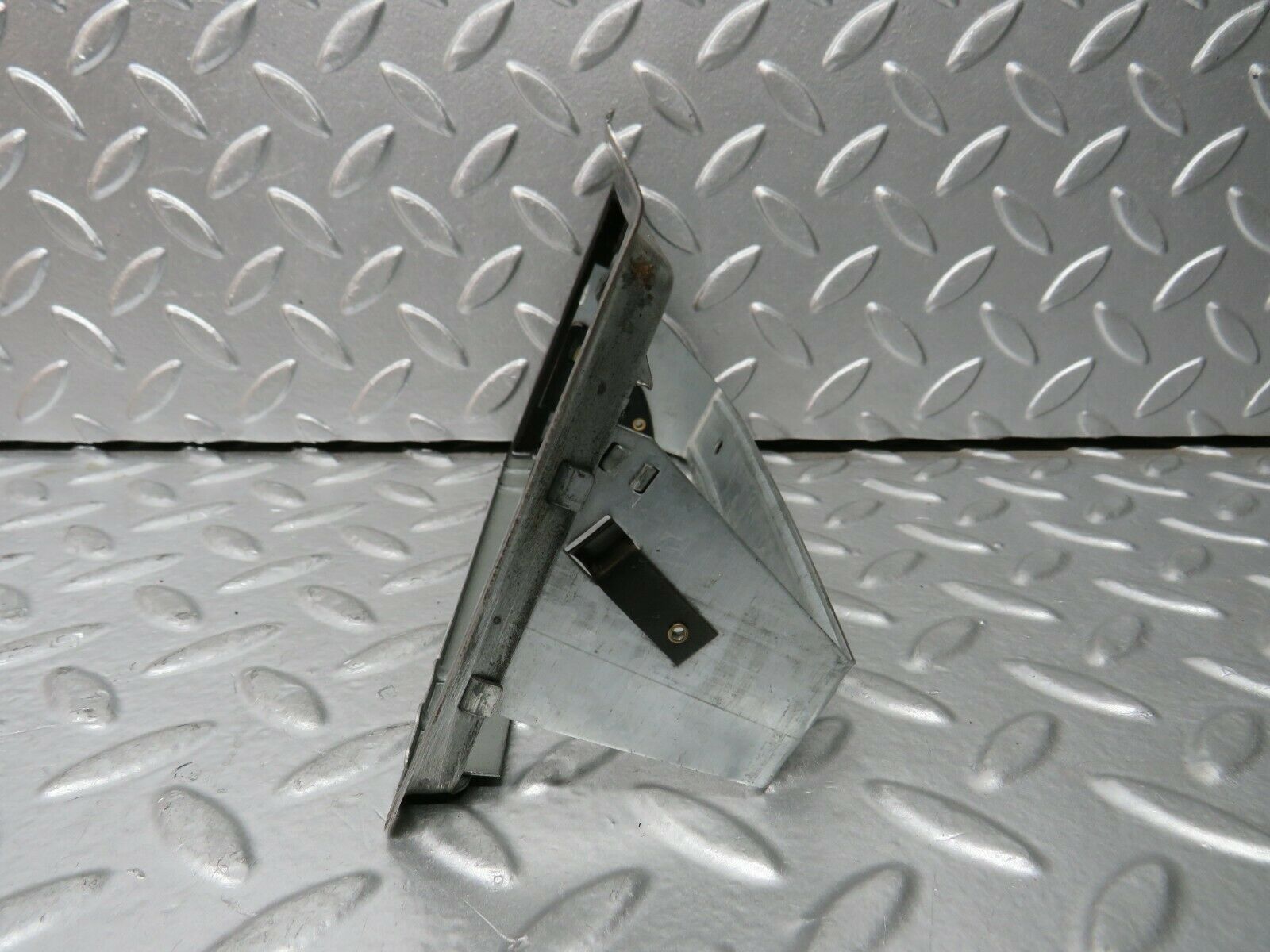 23513 Mercedes-Benz W114 280E Centre Console Ashtray Frame