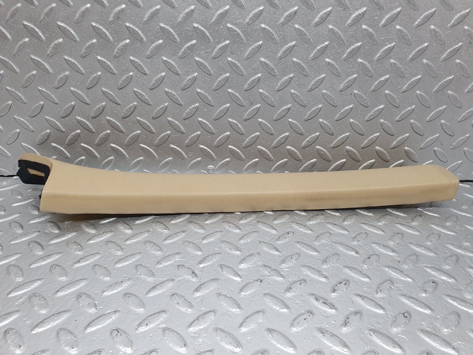 40926 Mercedes-Benz W126 300SE A Pillar Cover Right Side Beige