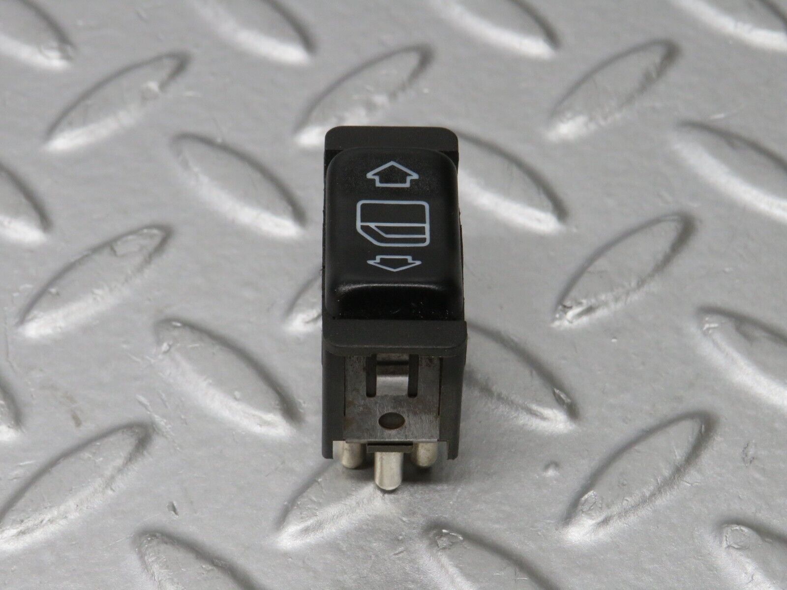 38960 Mercedes-Benz W201 190E 2.6L Rear Electric Window Switch 1268206310