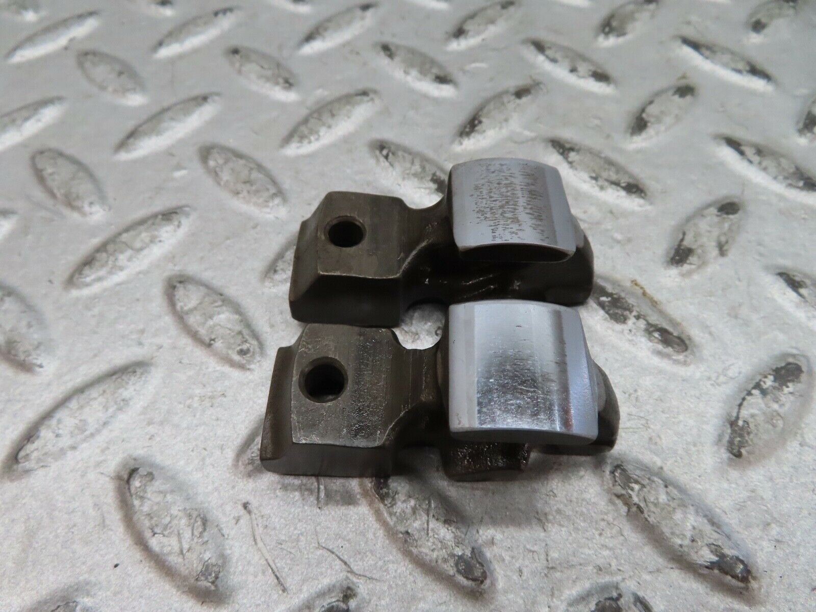 17866 Mercedes-Benz W116 450SEL Valve Rocker Arm