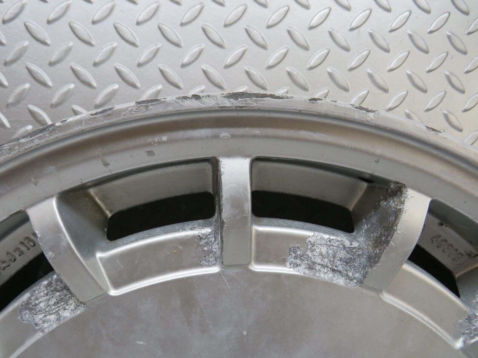 36918 Mercedes-Benz Alloy Wheel 6.5Jx15 H2 ET30