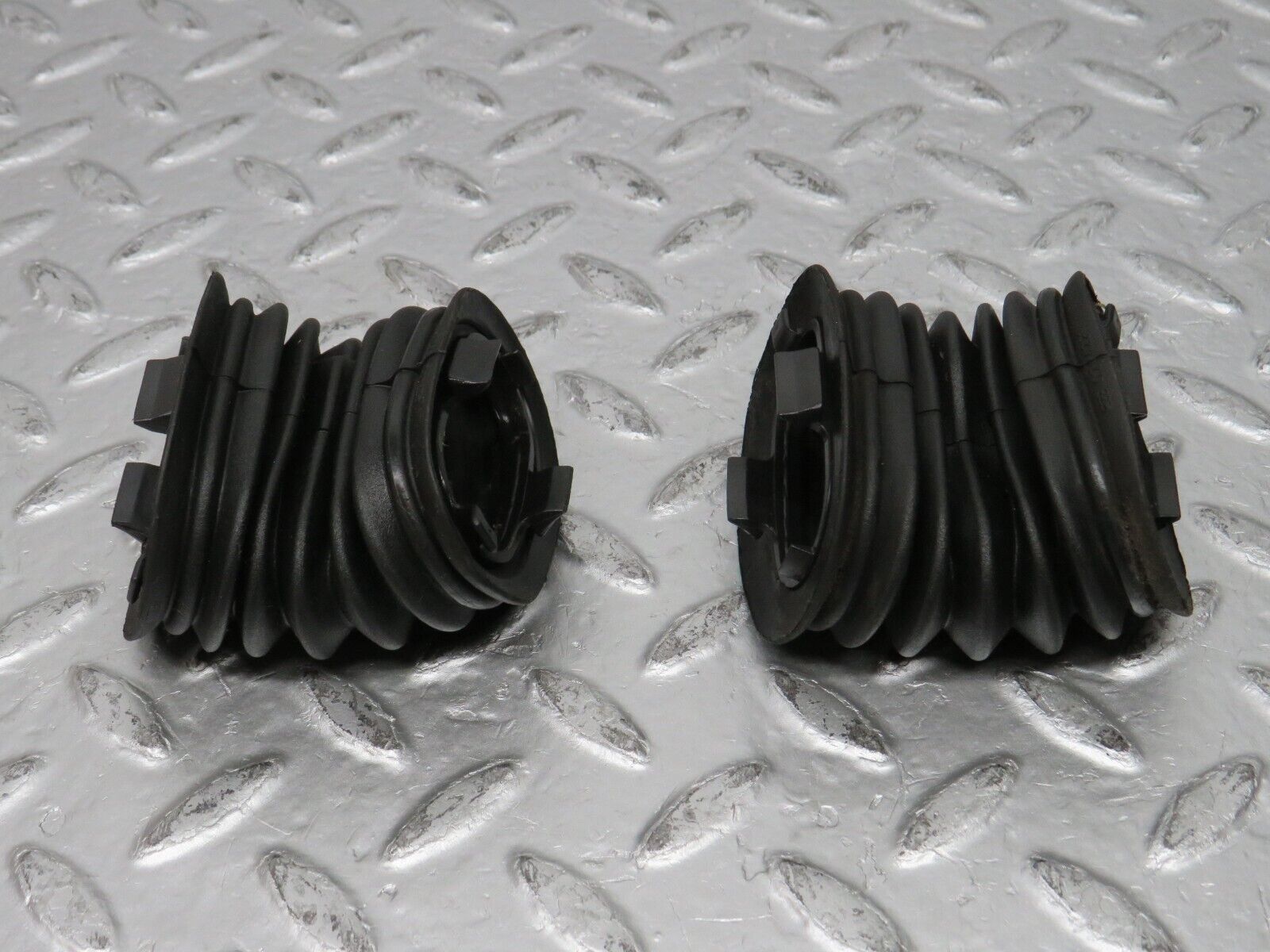 31511 Mercedes-Benz S124 220TE Rear Door Wire Protector Rubber 1268210597