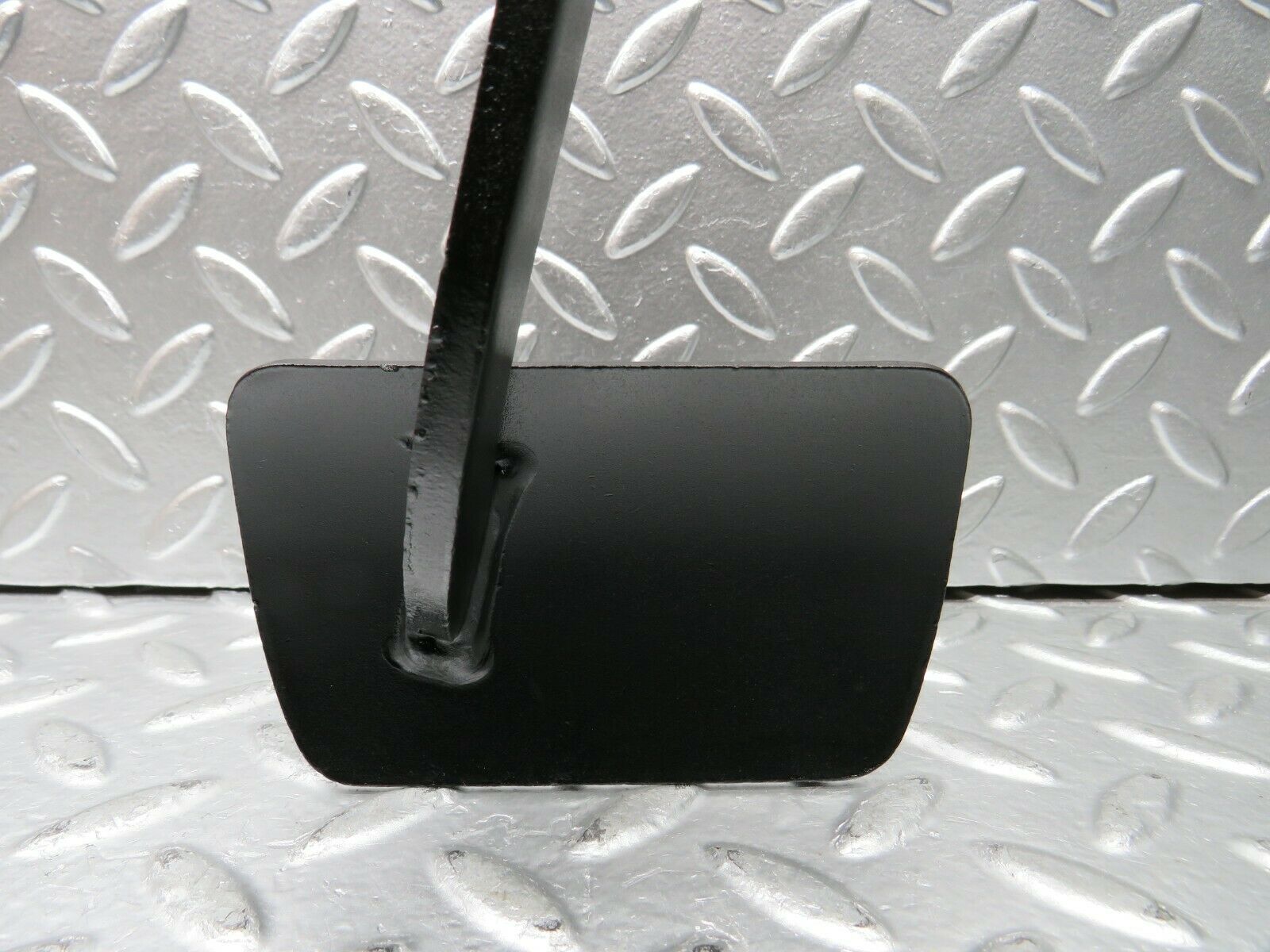 23036 Mercedes-Benz C123 230CE Coupe Brake Pedal