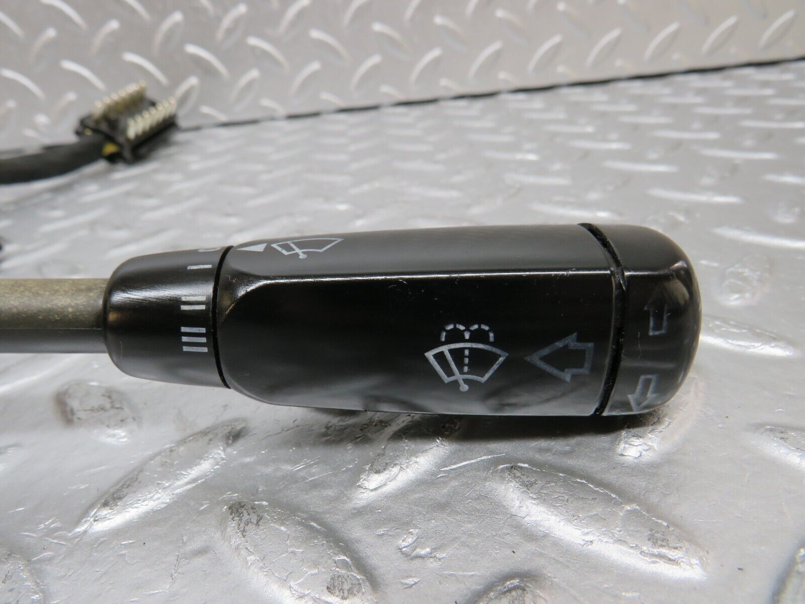 34329 Mercedes-Benz C126 380SEC Coupe Indicator Wiper Stalk