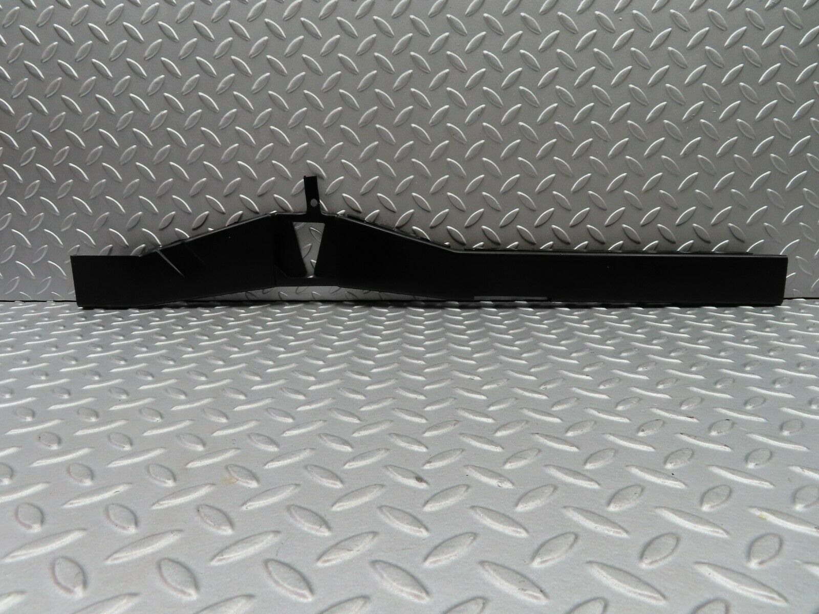 5531 Mercedes-Benz W124 230E Saloon Floor Cable Duct 1248210236