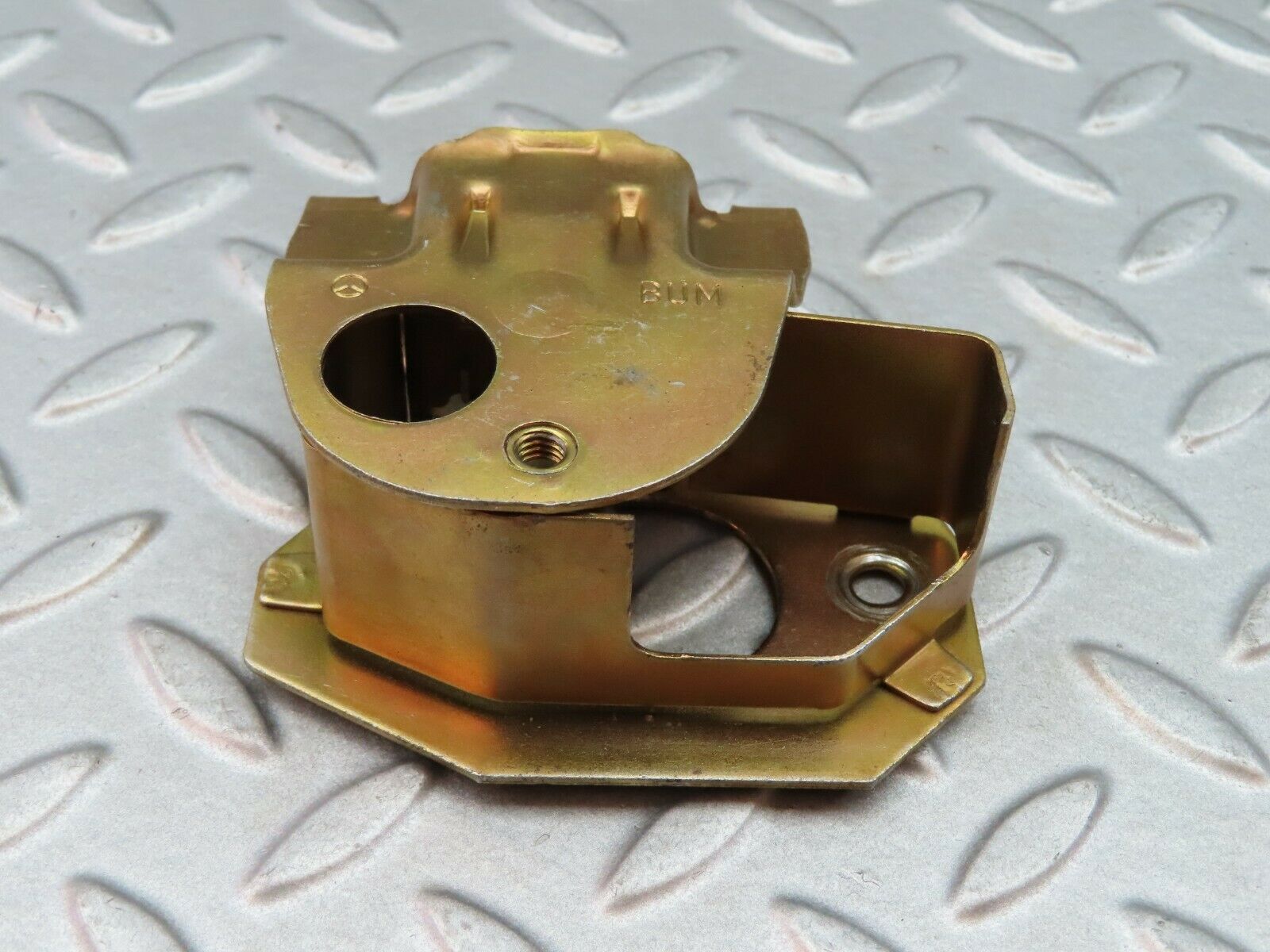 5805 Mercedes-Benz W123 200 Boot Lid Lock Trunk Lock