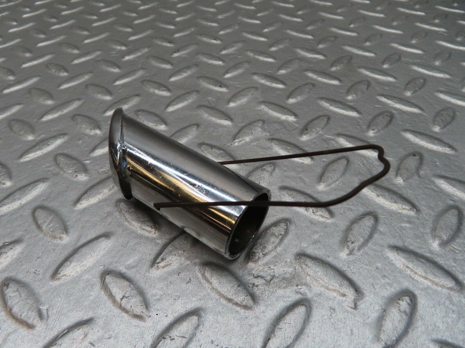 12894 Mercedes-Benz W111 220SE Dashboard Chrome Air Vent Right Side