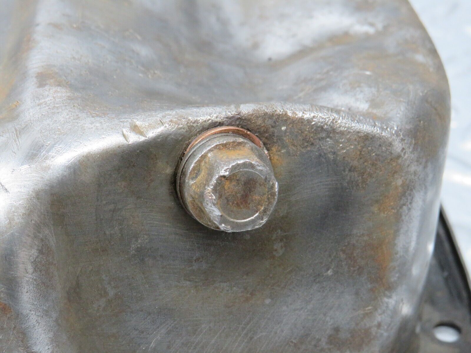 32937 Mercedes-Benz W123 300D Oil Pan Oil Sump