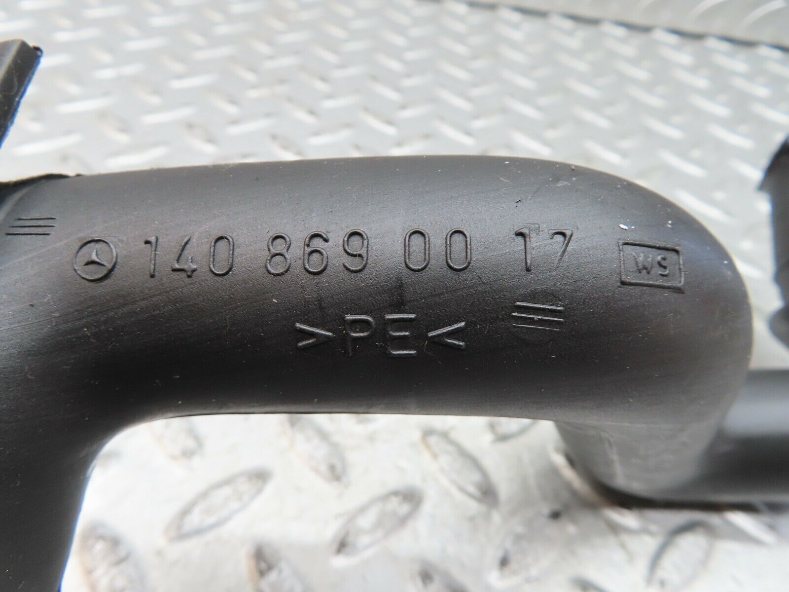 19632 Mercedes-Benz C140 CL420 Coupe Washer Fluid Filler Pipe 1408690017