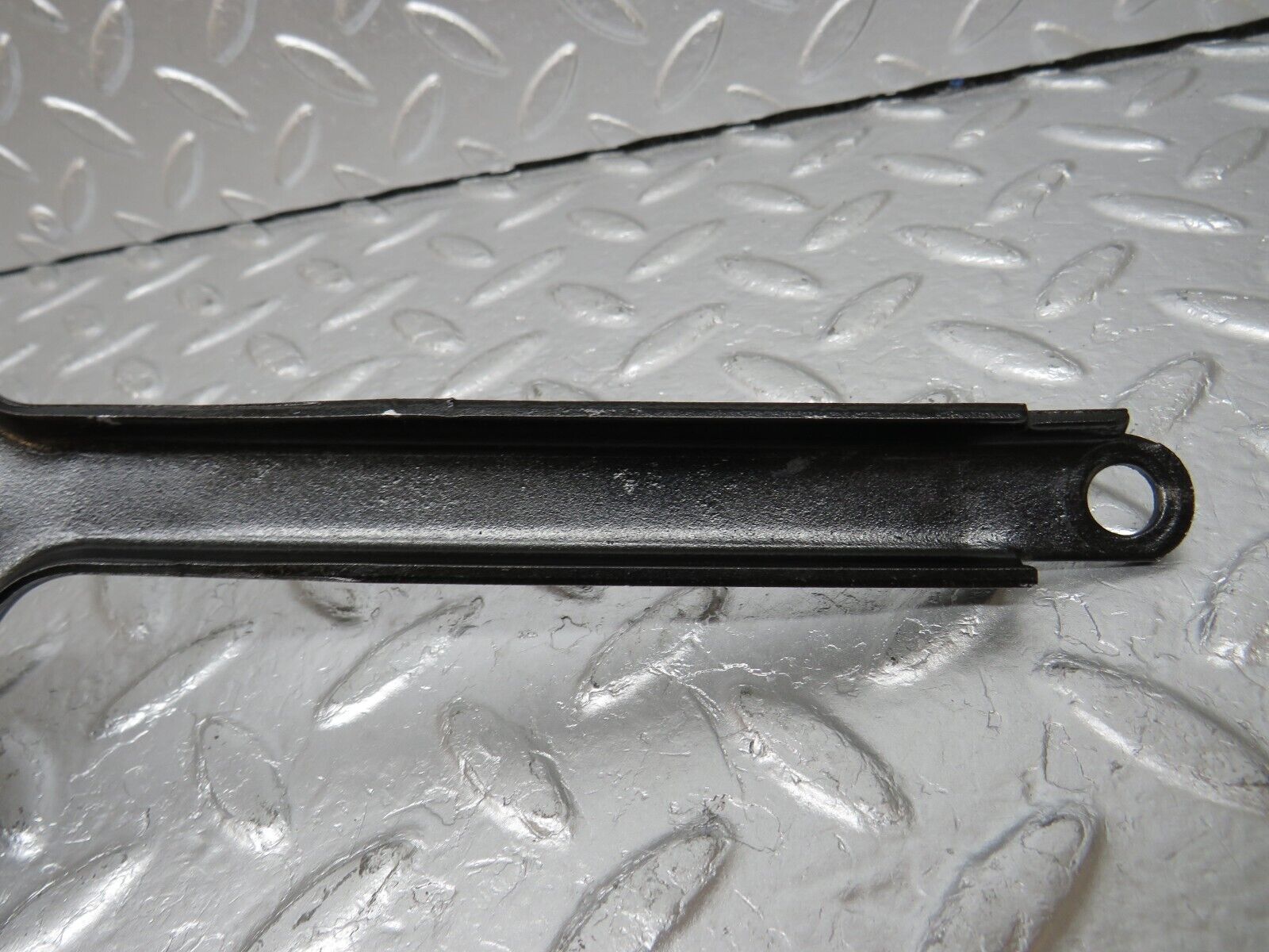 34098 Mercedes-Benz W124 260E Belt Tensioner Bracket Holder 1032021240