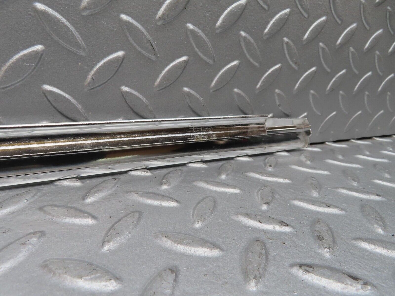 12451 Mercedes-Benz W108 280SE 3.5 Front Left Door Chrome Trim