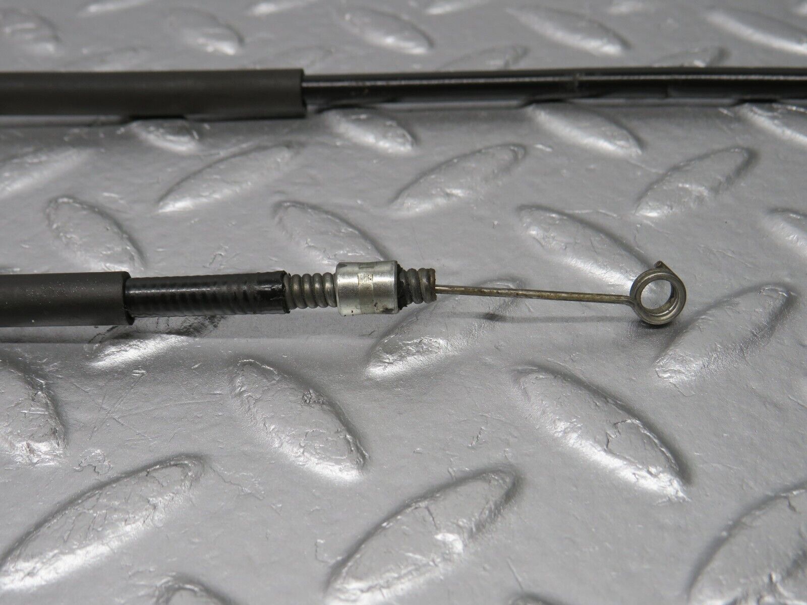 39076 Mercedes-Benz C114 250 Coupe Heater Control Cable 2x