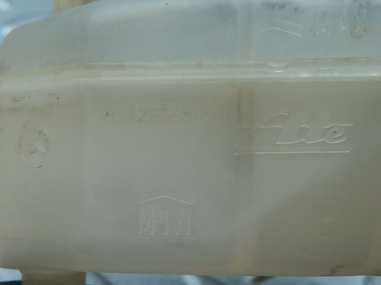 4006 Mercedes-Benz S123 200T Wagon Brake Master Cylinder With Tank