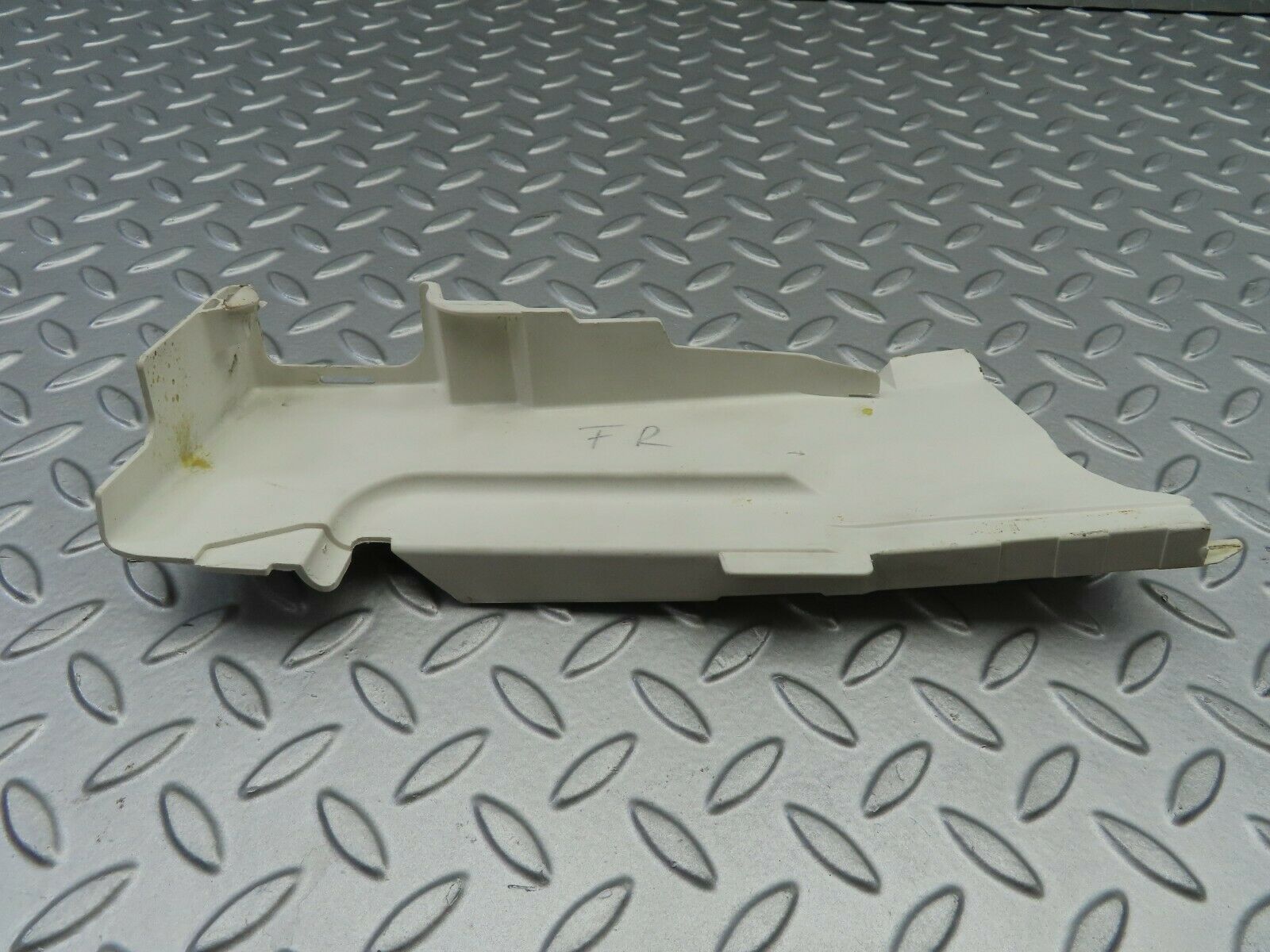 6485 Mercedes-Benz S124 E220 Wagon Lock Cover Front Right 1247231808