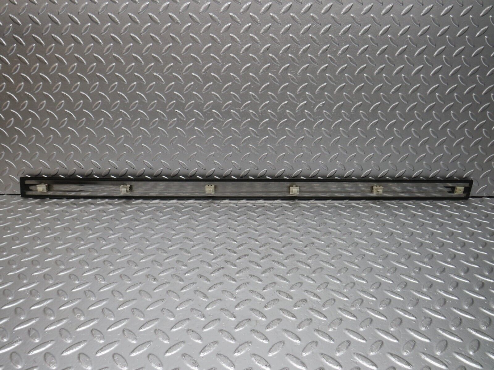 32300 Mercedes-Benz S124 300TE Wagon Front Left Door Lower Moulding Trim