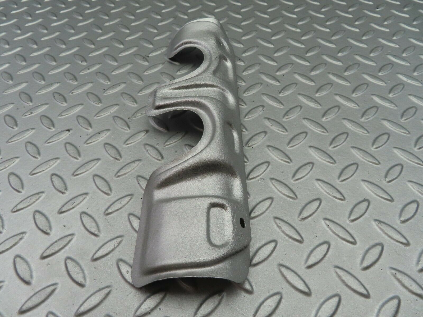 7070 Mercedes-Benz C107 350SLC Coupe Heat Plate For Exhaust Manifold