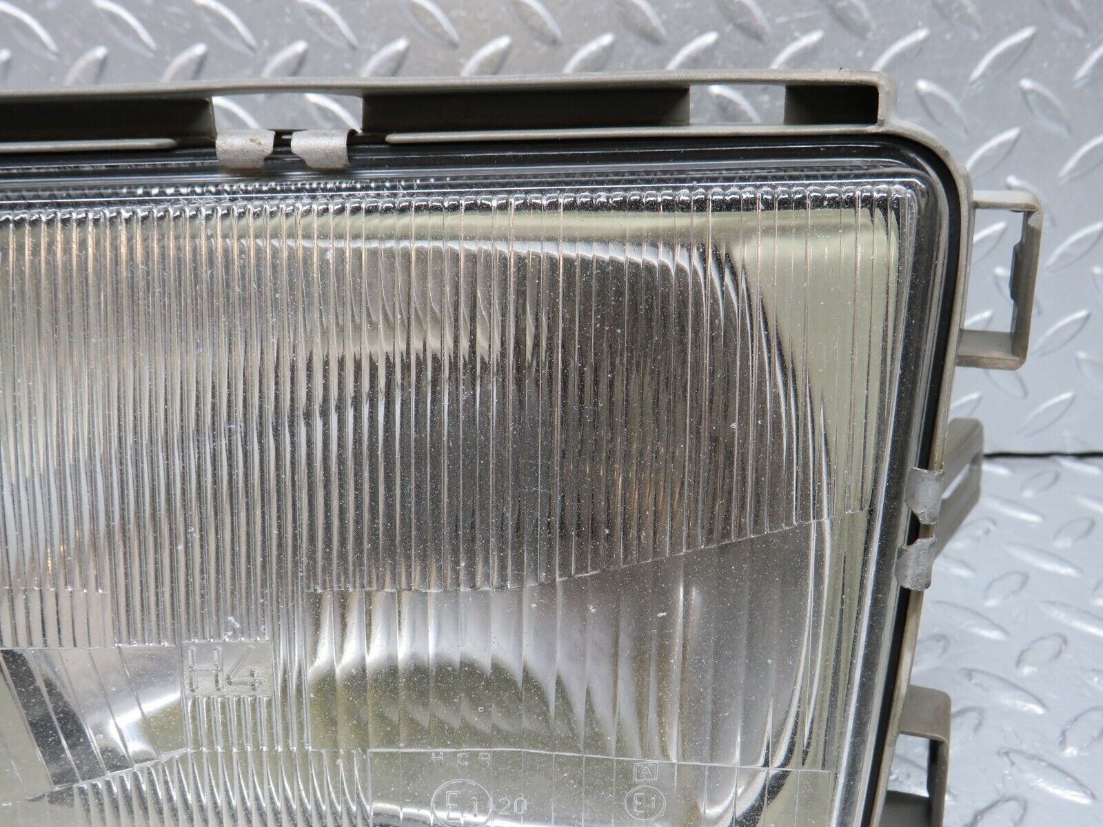 34289 Mercedes-Benz C126 380SEC Headlight Bosch Left 1305235061