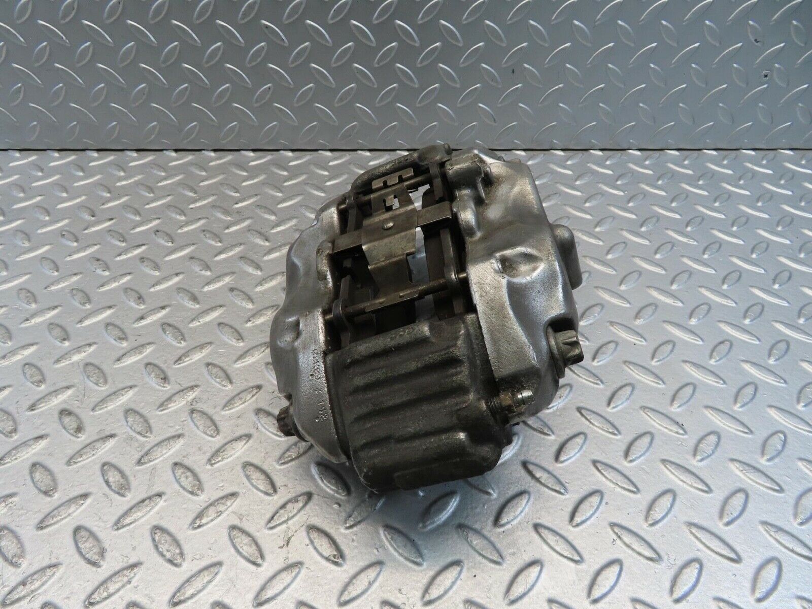 11308 Mercedes-Benz W221 S320 Front Right Brake Caliper