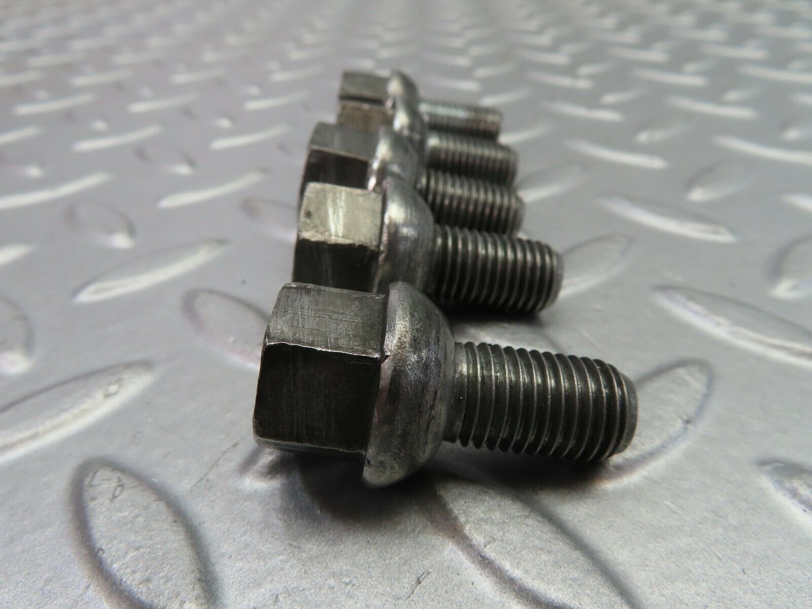 7411 Mercedes-Benz 5x Steel Wheel Lug Bolt M12x1.5