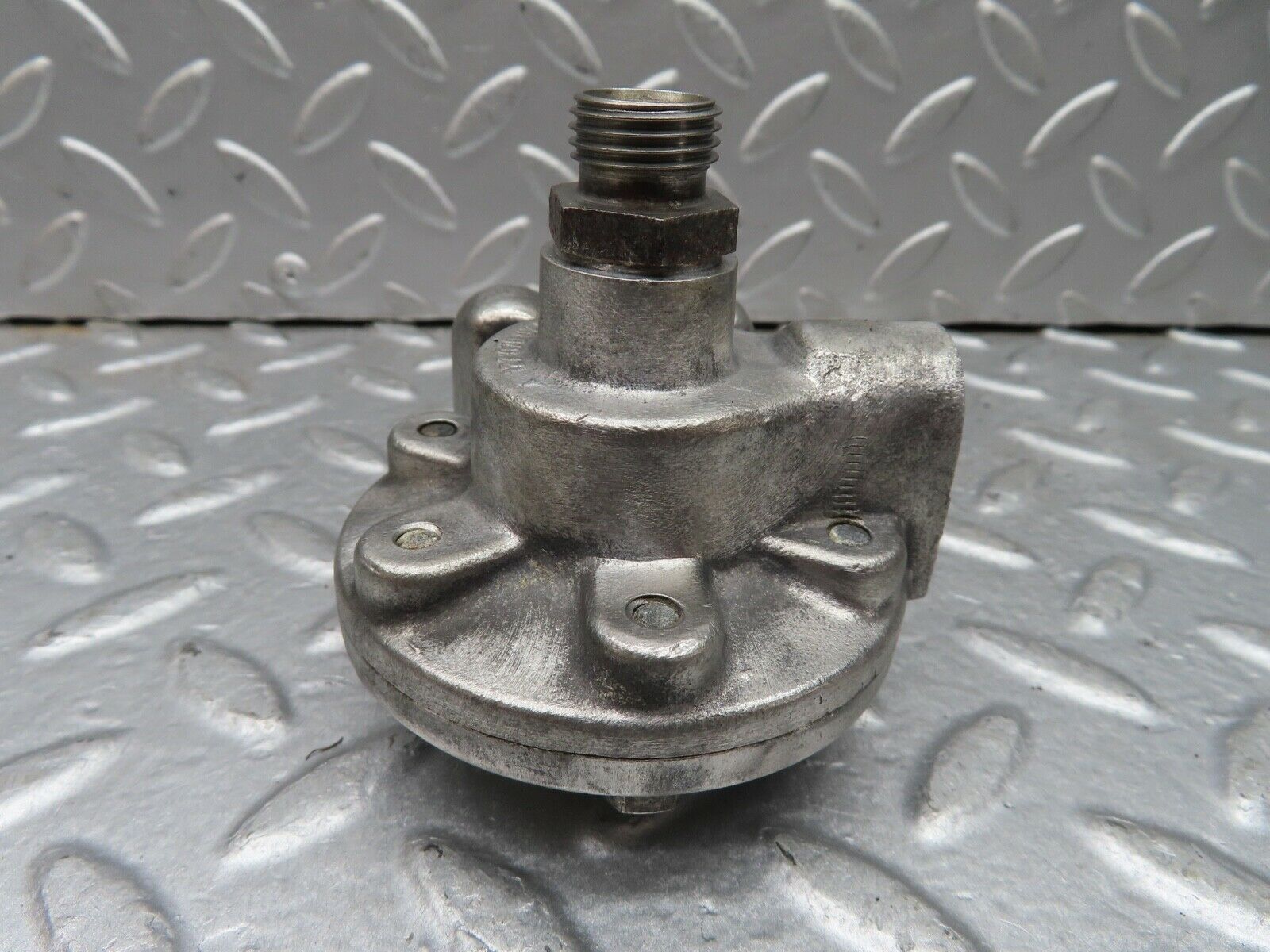 18236 Mercedes-Benz W111 220SE Coupe Fuel Backflow Damper Regulator 1270700268