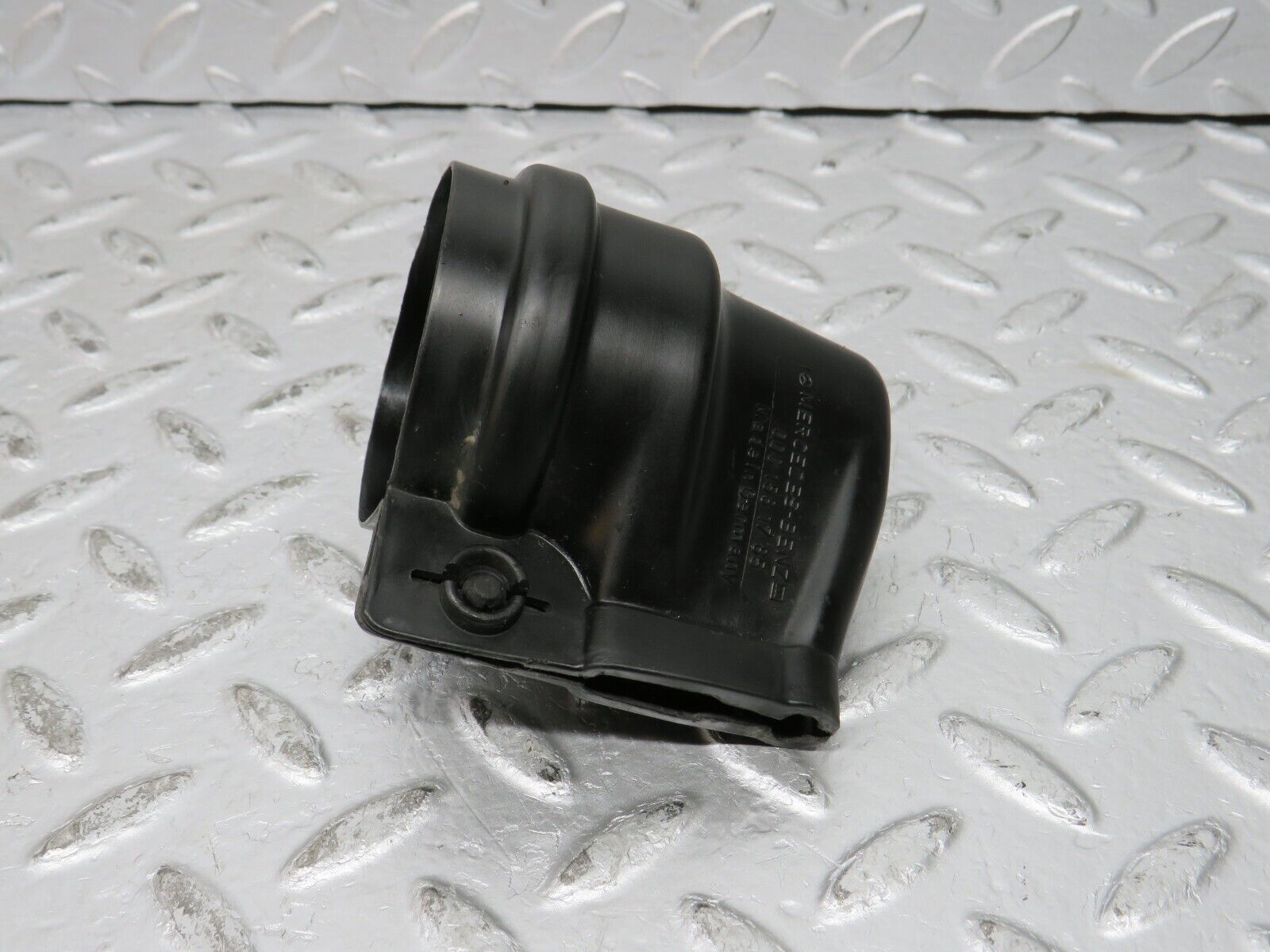 32048 Mercedes-Benz W123 230E Ignition Coil Protective Cap 0001581785