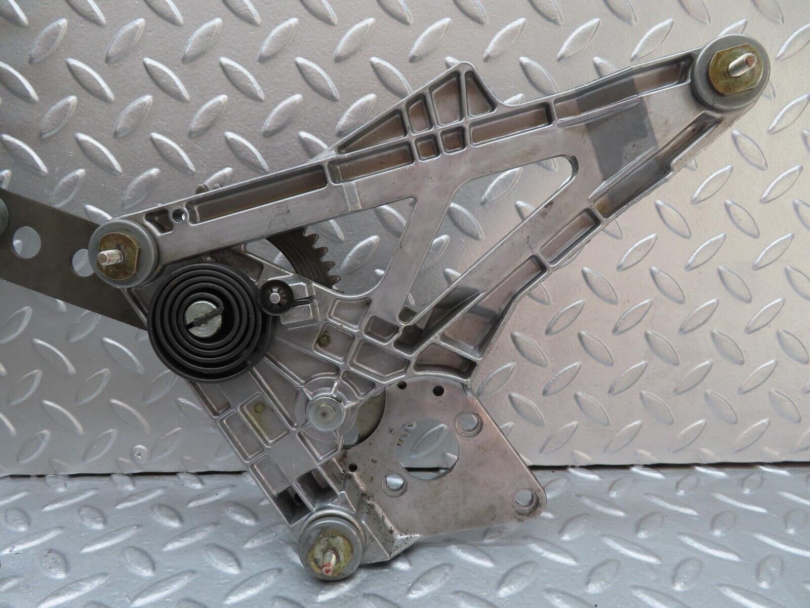 16007 Mercedes-Benz W123 280E Front Right Power Window Regulator 1237202846